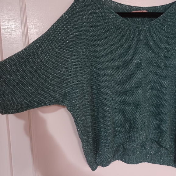 Cocco Bella Sparkly Top - Picture 2 of 6